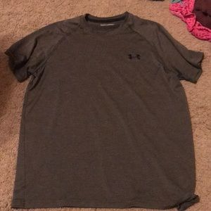 Under armor workout shirt